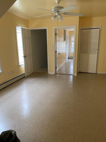 8-10 Cady St, Lowell, MA 01852
