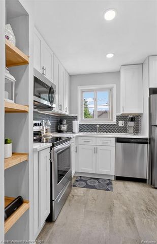 307 University Avenue, South Lyon, MI 48178