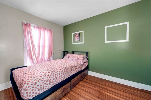 103 Ash St, Nashua, NH 03060