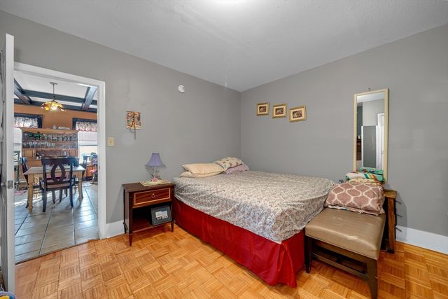 103 Ash St, Nashua, NH 03060