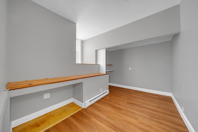 103 Ash St, Nashua, NH 03060