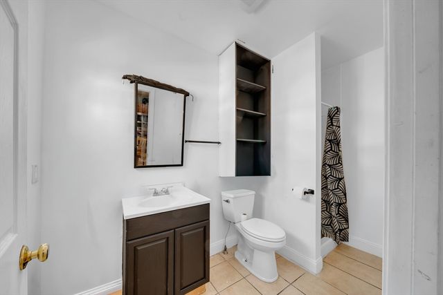 103 Ash St, Nashua, NH 03060