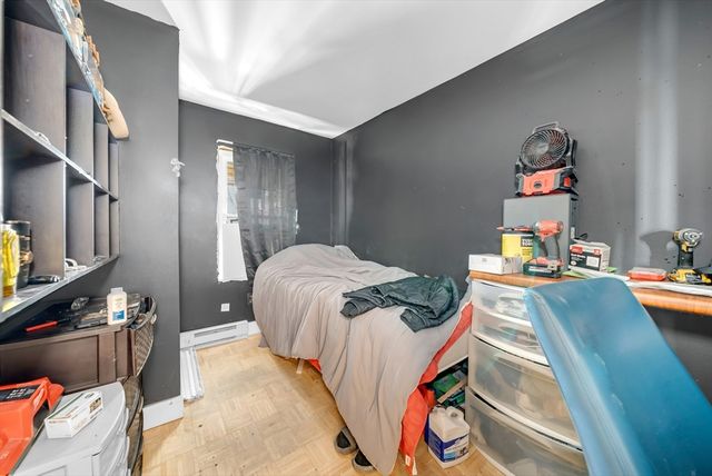 103 Ash St, Nashua, NH 03060