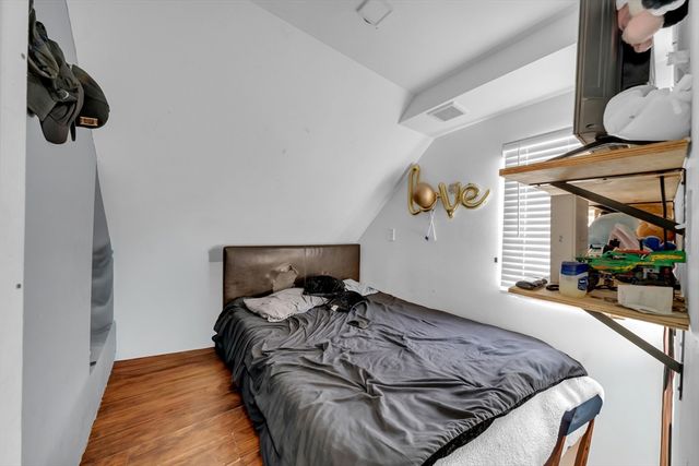 103 Ash St, Nashua, NH 03060