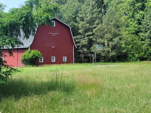 35176 Mill Lake Road, Bloomingdale Twp, MI 49055