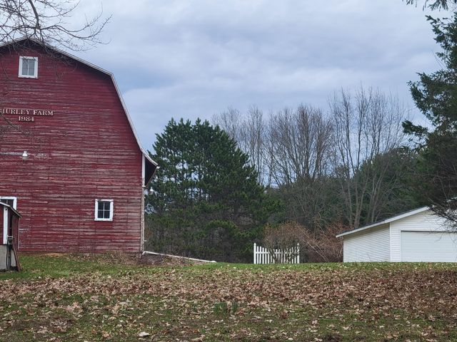 35176 Mill Lake Road, Bloomingdale Twp, MI 49055