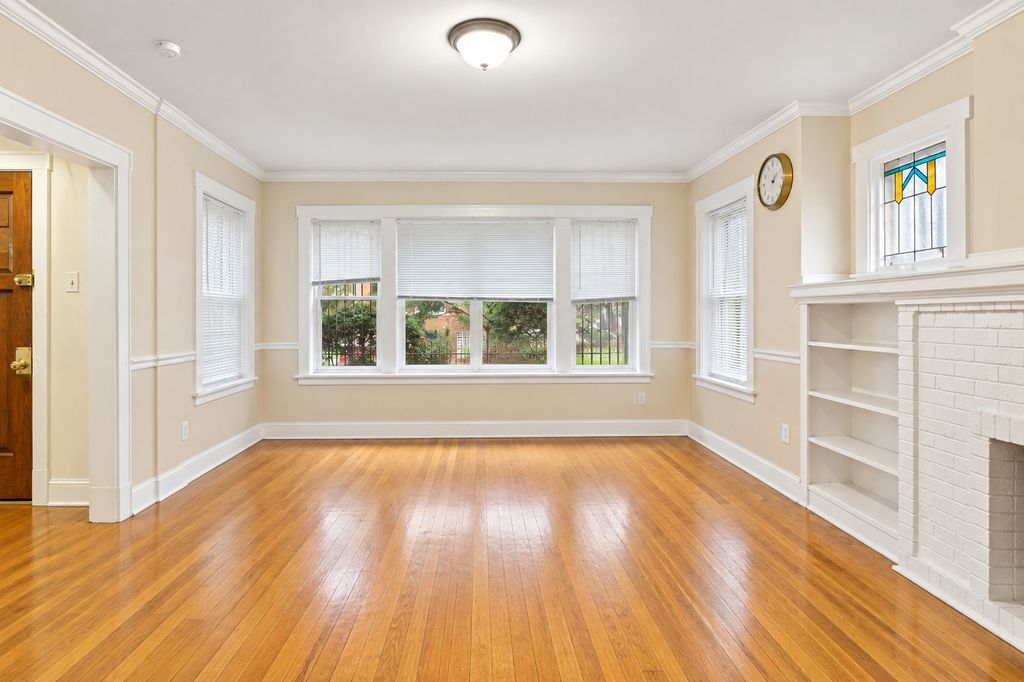 6249 N Fairfield Avenue, Chicago, IL 60659 — photo 2
