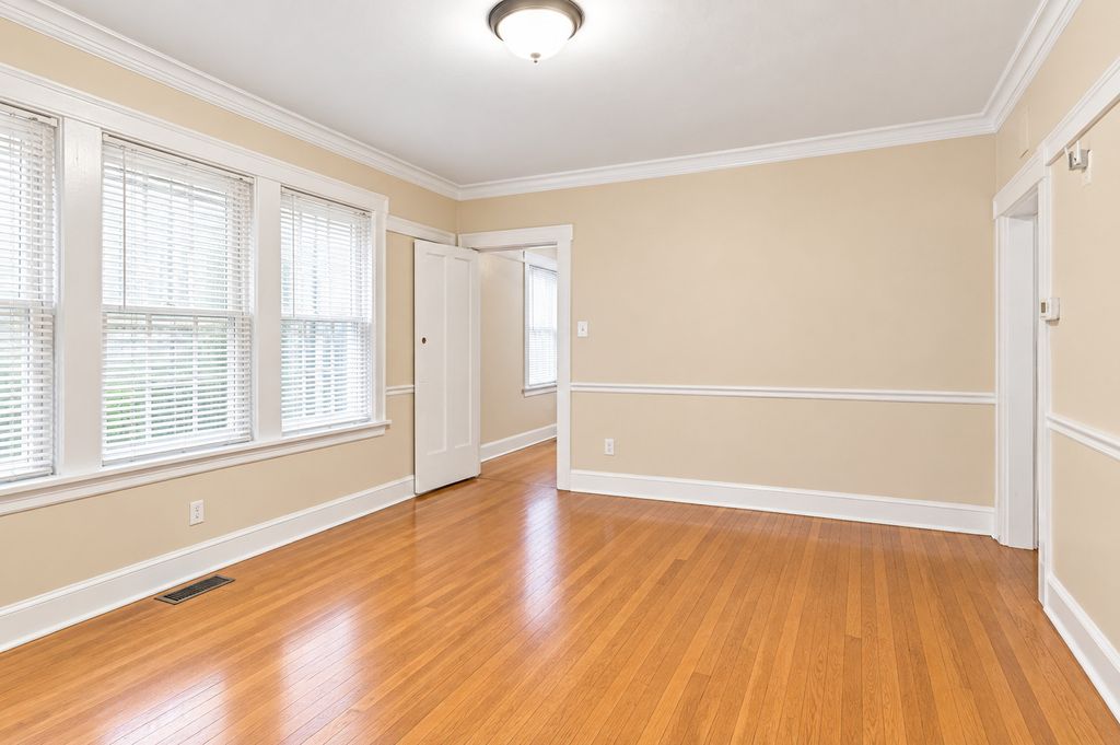 6249 N Fairfield Avenue, Chicago, IL 60659 — photo 4