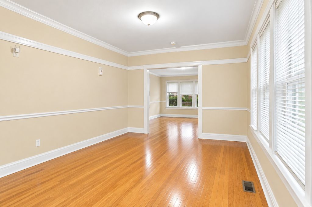 6249 N Fairfield Avenue, Chicago, IL 60659 — photo 5