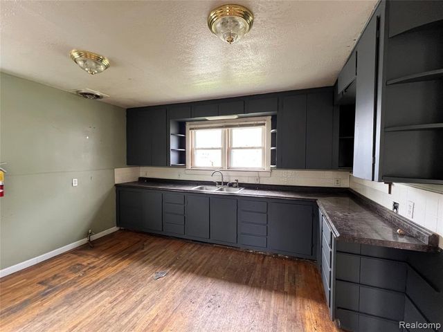 315 S Catherine Street, Bay City, MI 48706