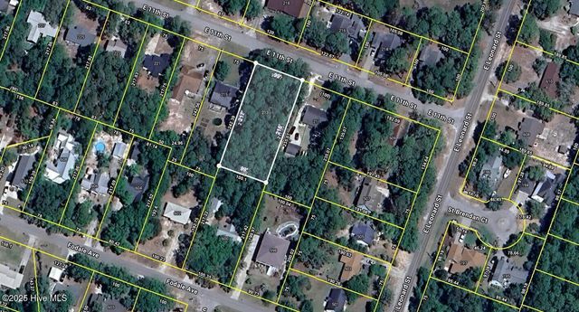 213 E 11th Street, Saint James, NC 28461