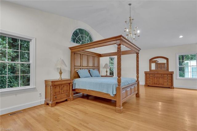 620 Walkertown Guthrie Road, Winston-salem, NC 27101