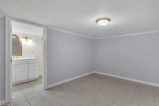 620 Walkertown Guthrie Road, Winston-salem, NC 27101