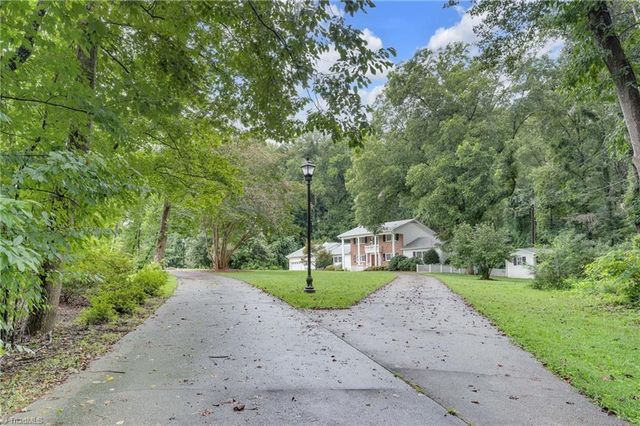 620 Walkertown Guthrie Road, Winston-salem, NC 27101