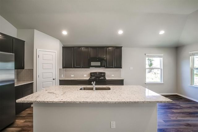 21202 Palomino CV, Lago Vista, TX 78645