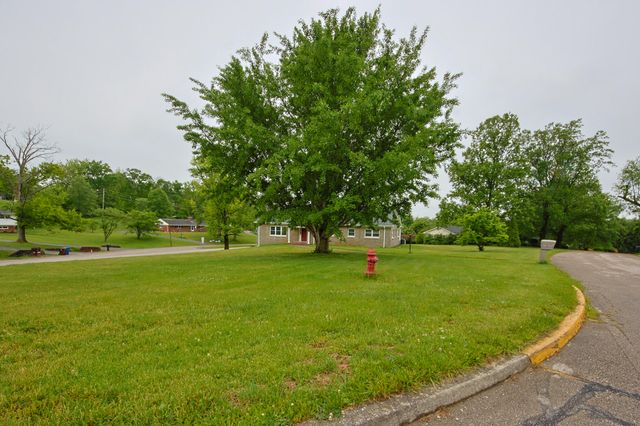 16 Manor Drive, Winchester, KY 40391