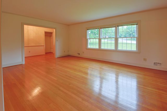 16 Manor Drive, Winchester, KY 40391
