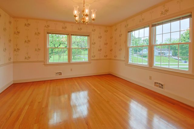 16 Manor Drive, Winchester, KY 40391