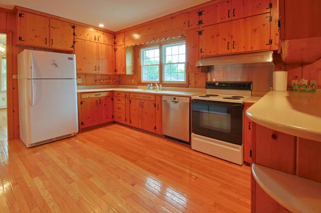 16 Manor Drive, Winchester, KY 40391