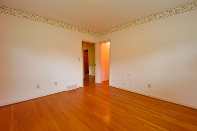 16 Manor Drive, Winchester, KY 40391