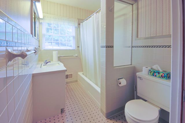 16 Manor Drive, Winchester, KY 40391