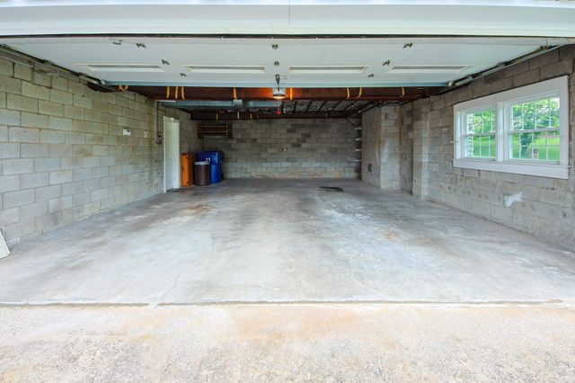 16 Manor Drive, Winchester, KY 40391