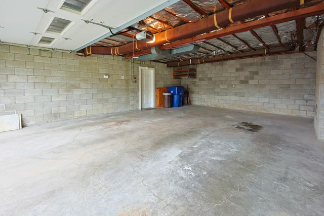 16 Manor Drive, Winchester, KY 40391