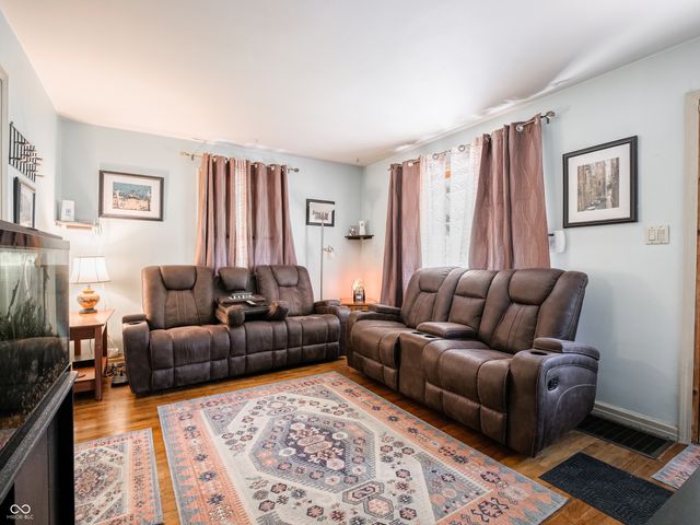 2606 Walker Avenue, Indianapolis, IN 46203