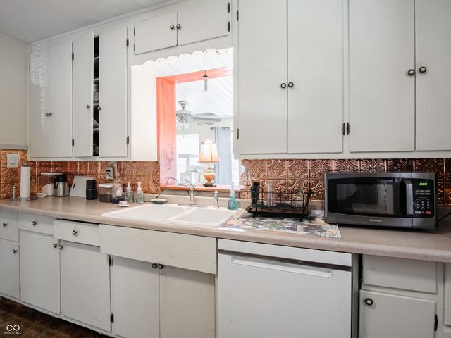 2606 Walker Avenue, Indianapolis, IN 46203