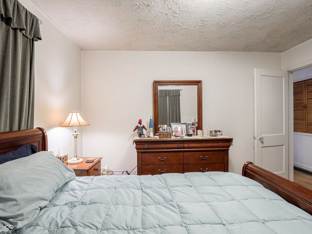 2606 Walker Avenue, Indianapolis, IN 46203