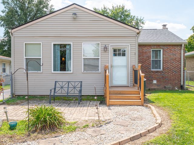 2606 Walker Avenue, Indianapolis, IN 46203