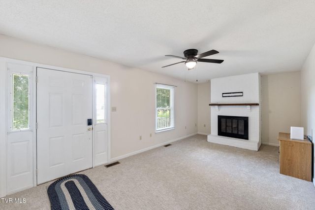 506 Cherry Hill Drive, Abingdon, VA 24210