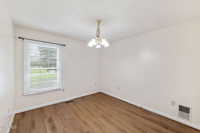 506 Cherry Hill Drive, Abingdon, VA 24210