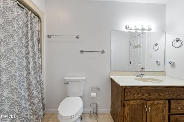 506 Cherry Hill Drive, Abingdon, VA 24210