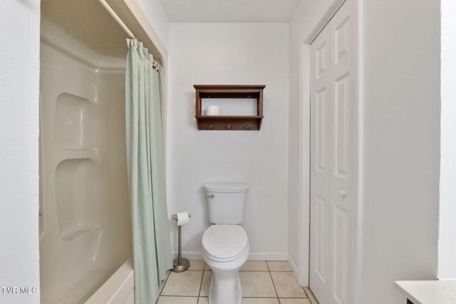 506 Cherry Hill Drive, Abingdon, VA 24210