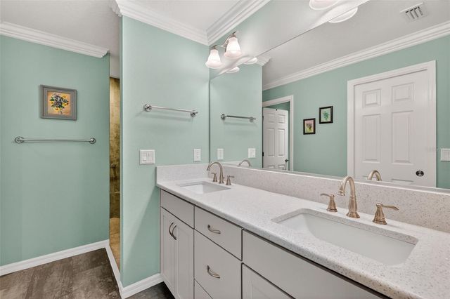 5840 UNGER COURT, The Villages, FL 32163