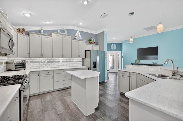 5840 UNGER COURT, The Villages, FL 32163