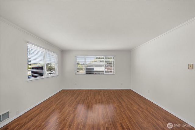 809 N 6th Street, Renton, WA 98057
