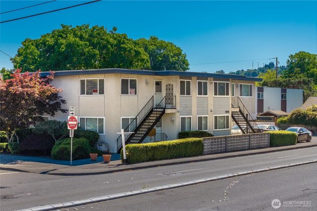 809 N 6th Street, Renton, WA 98057