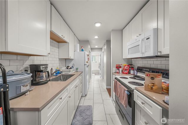 809 N 6th Street, Renton, WA 98057