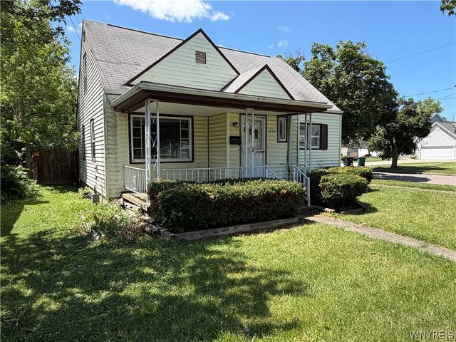 1058 92nd Street, Niagara Falls, NY 14304