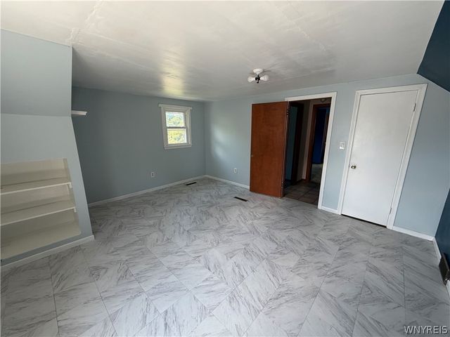 1058 92nd Street, Niagara Falls, NY 14304