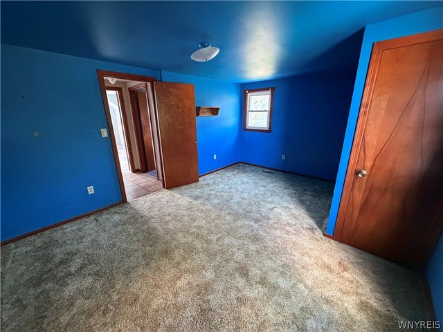 1058 92nd Street, Niagara Falls, NY 14304