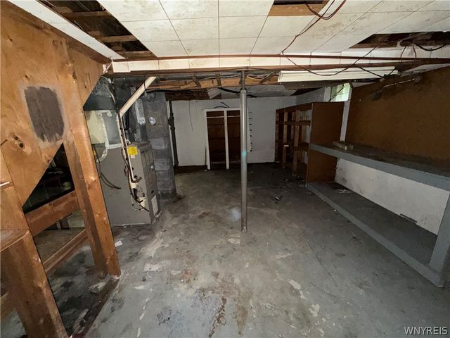1058 92nd Street, Niagara Falls, NY 14304