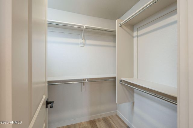 115 W HOLCOMB Lane, Phoenix, AZ 85003