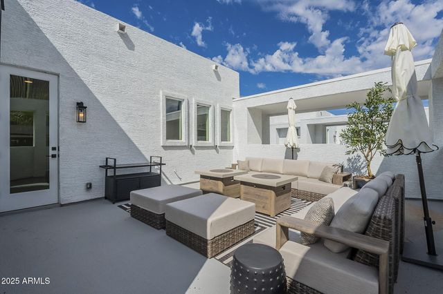 115 W HOLCOMB Lane, Phoenix, AZ 85003