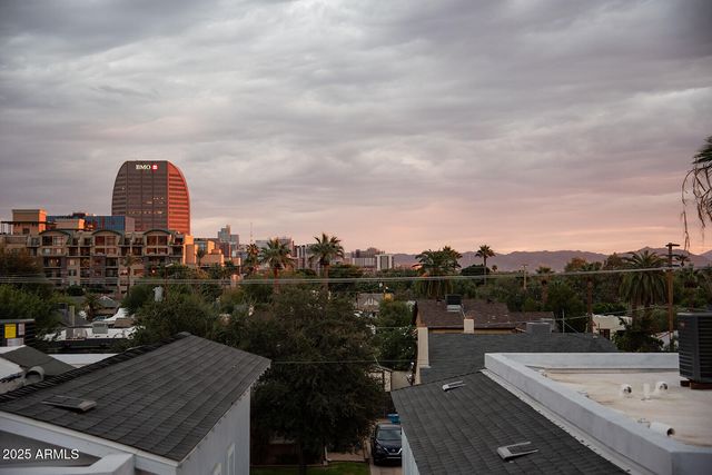 115 W HOLCOMB Lane, Phoenix, AZ 85003