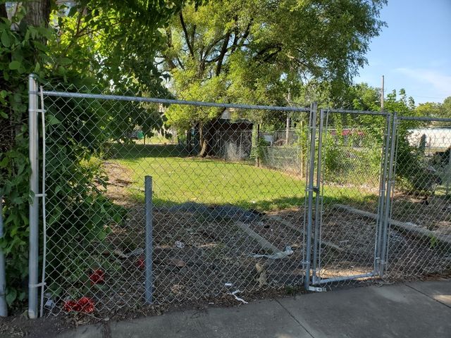 2939 W Flournoy Street, Chicago, IL 60612