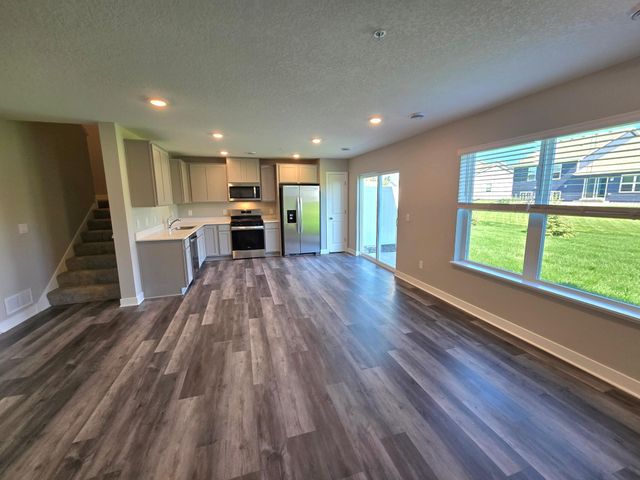 13676 Kaylemore Trail, Rosemount, MN 55068