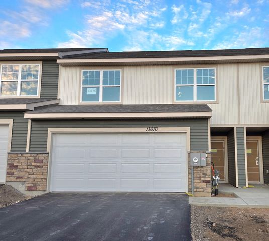 13676 Kaylemore Trail, Rosemount, MN 55068